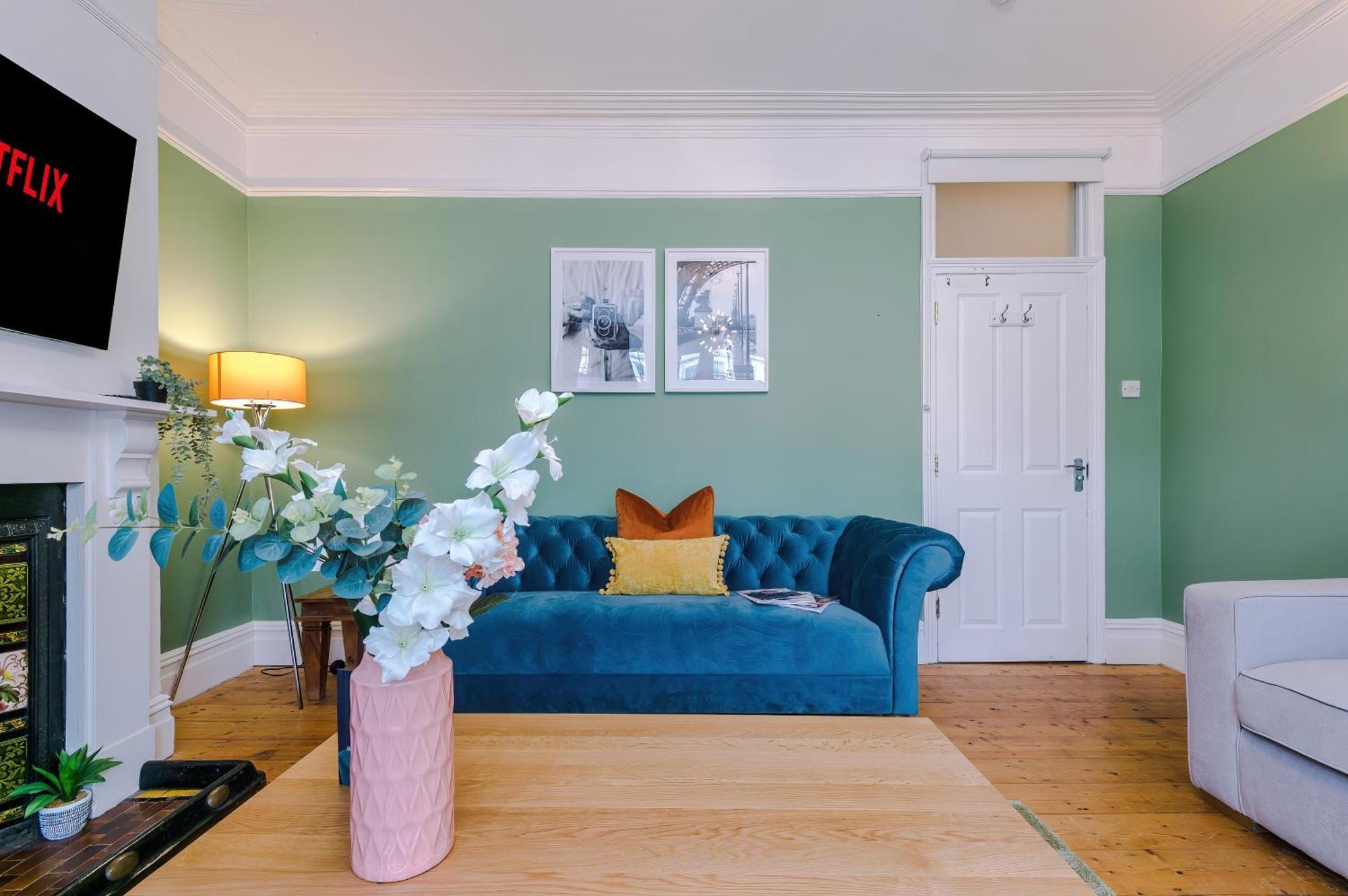 Incredible - Five Bedroom - 7 Actual Beds - 6 Bathroom House By Purestay - Central Bath With Parking Buitenkant foto