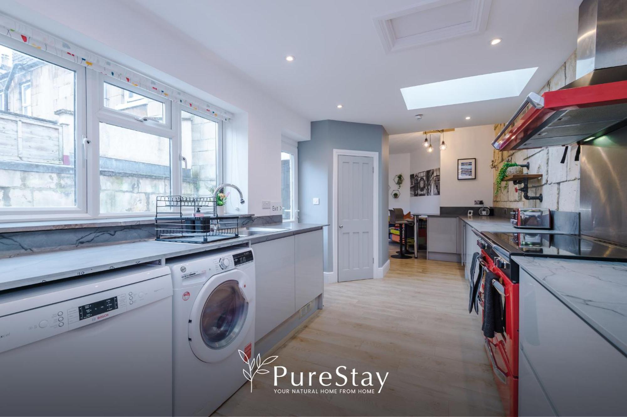 Incredible - Five Bedroom - 7 Actual Beds - 6 Bathroom House By Purestay - Central Bath With Parking Buitenkant foto
