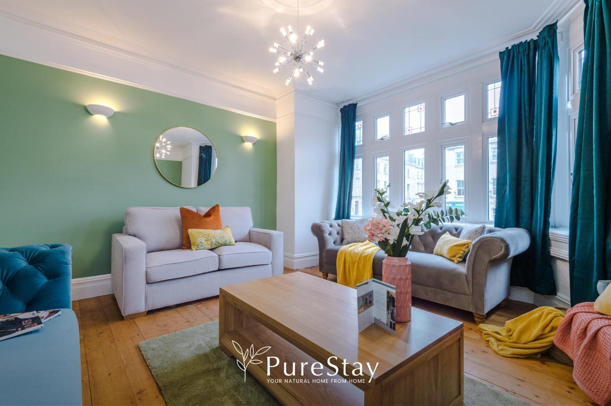 Incredible - Five Bedroom - 7 Actual Beds - 6 Bathroom House By Purestay - Central Bath With Parking Buitenkant foto